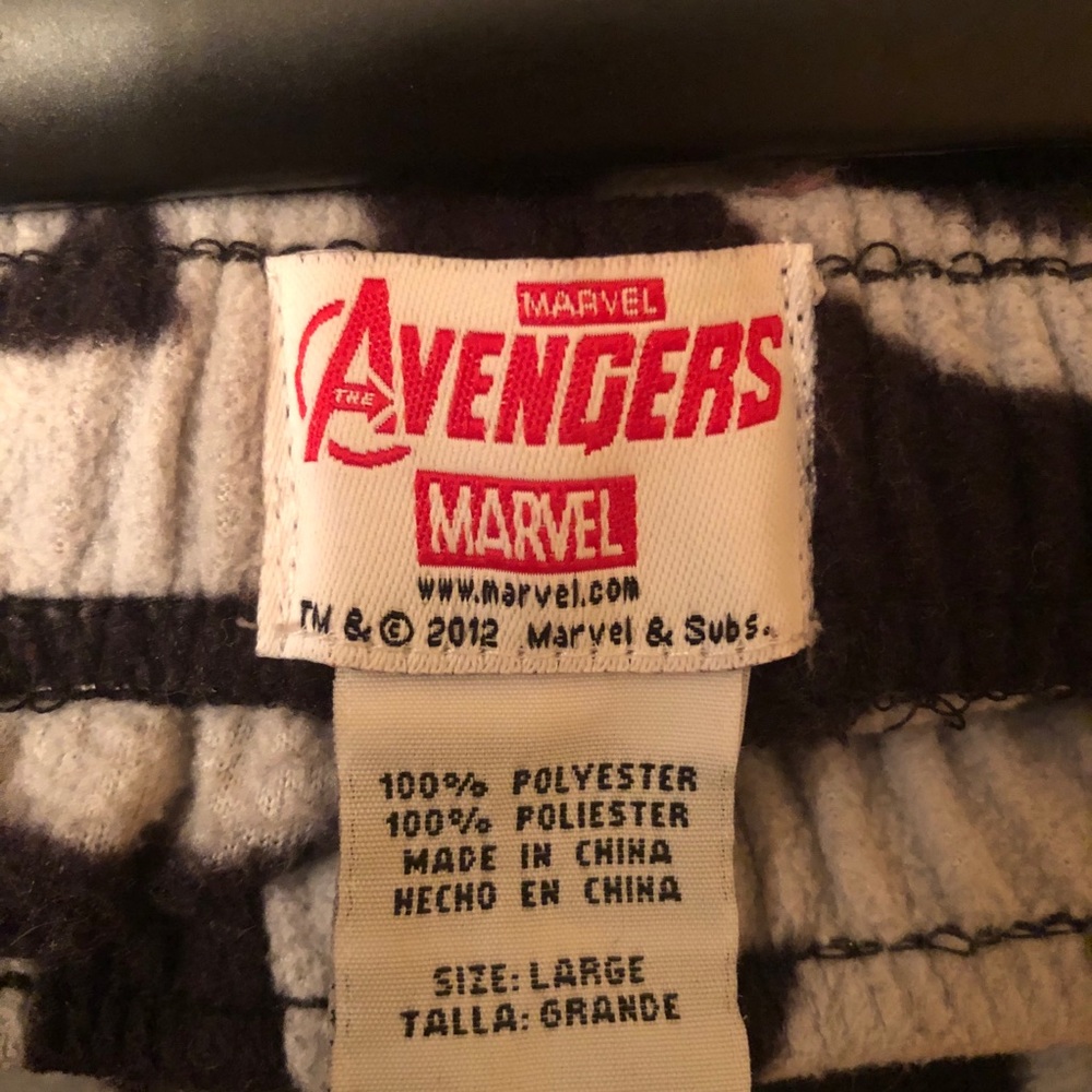 The Avengers Preloved Pajama Pants B23 - Picture 3 of 8